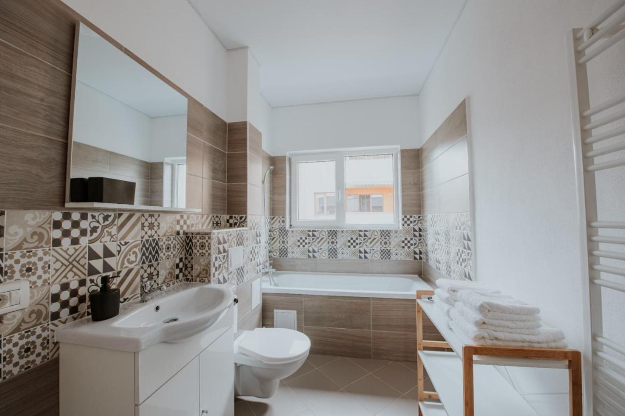 The Nook Aparthotel Τιμισοάρα Εξωτερικό φωτογραφία